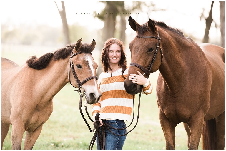 outdoor senior portraits with horses 